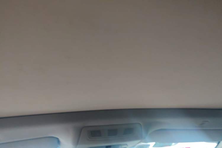 Used BMW 5 Series GT 2010 535i Leading Model Headliner