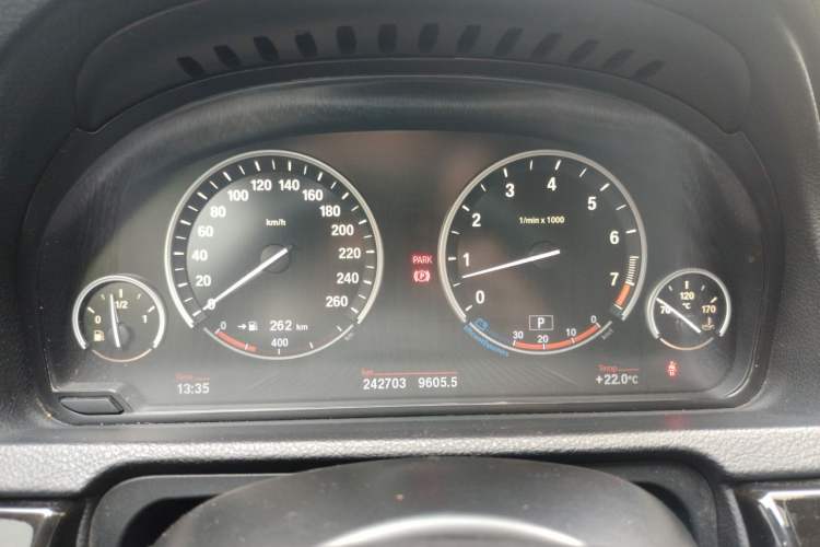 Used BMW 5 Series GT 2010 535i Leading Model Instrument Cluster