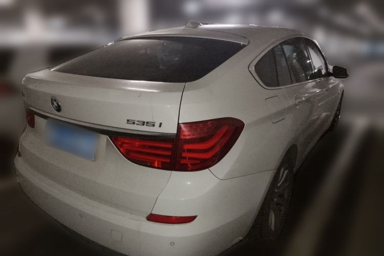 Used BMW 5 Series GT 2010 535i Leading Model Rear Right 45 Deg