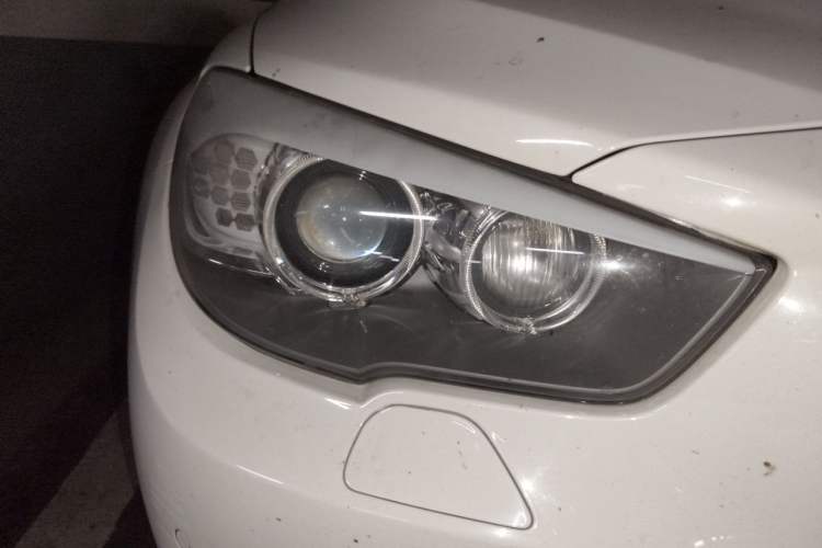 Used BMW 5 Series GT 2010 535i Leading Model Right Front Headlight