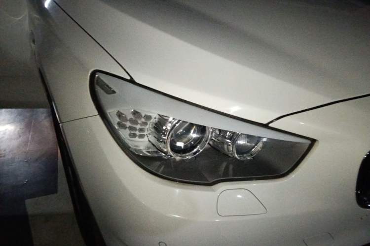 Used BMW 5 Series GT 2010 535i Leading Model Right Front Headlight