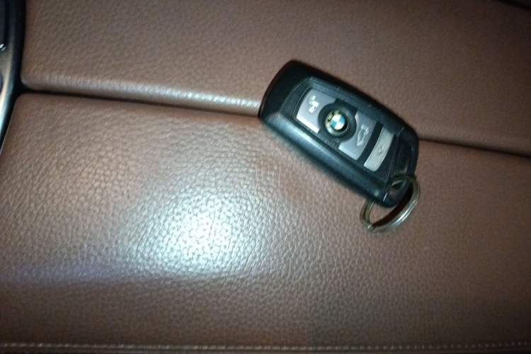 Used BMW 5 Series GT 2010 535i Leading Model Vehicle Key