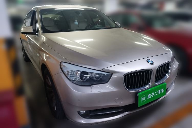 Used BMW 5 Series GT 2010 535i Leading Model Front Right 45 Deg