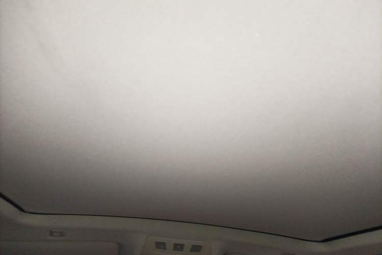 Used BMW 5 Series GT 2010 535i Leading Model Headliner