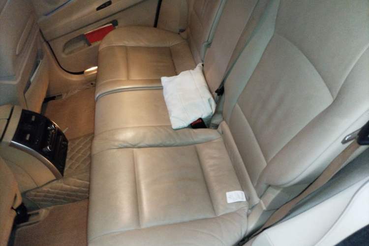 Used BMW 5 Series GT 2010 535i Leading Model Left Rear Seat