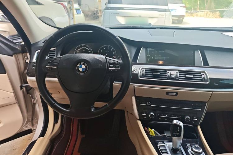 Used BMW 5 Series GT 2010 535i Leading Model Steering Wheel
