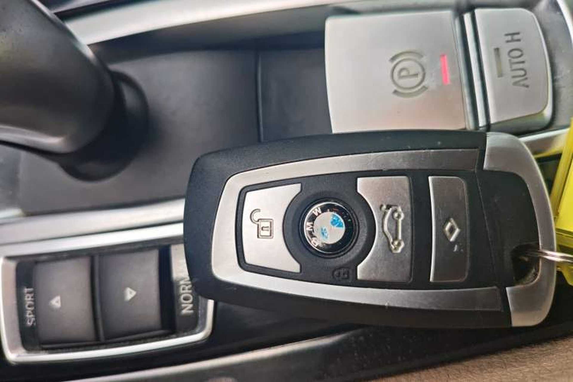 Used BMW 5 Series GT 2010 535i Leading Model Vehicle Key