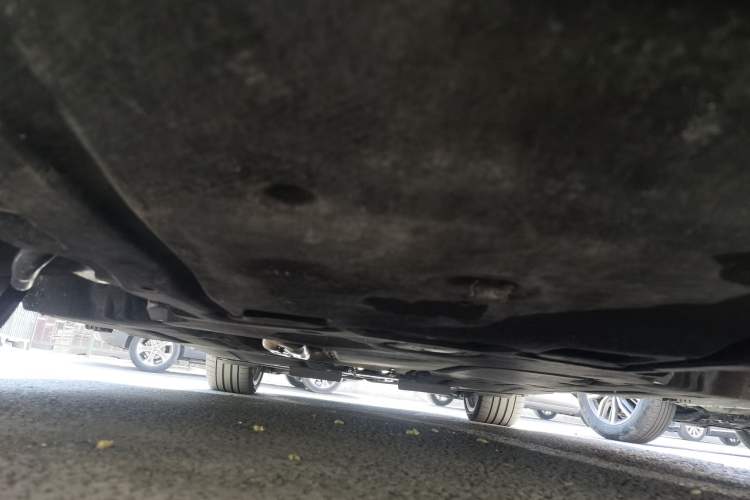 Used BMW 5 Series GT 2011 535i xDrive Luxury Edition Chassis Front