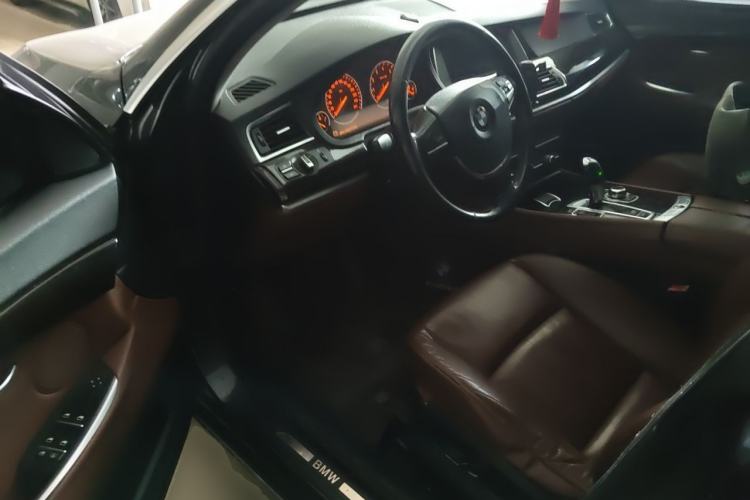 Used BMW 5 Series GT 2011 535i Elegant Edition Driver Seat