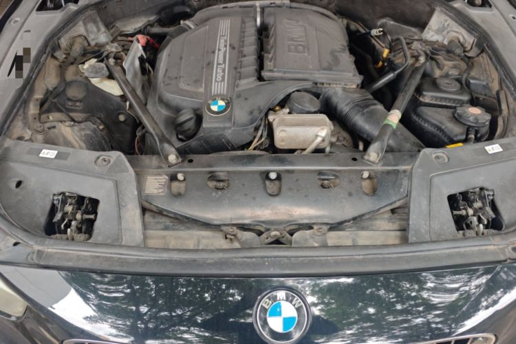 Used BMW 5 Series GT 2011 535i xDrive Luxury Edition Engine Bay