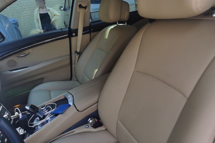 Used BMW 5 Series GT 2011 535i Elegant Edition Left Front Seat