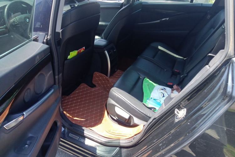 Used BMW 5 Series GT 2011 535i Elegant Edition Left Rear Seat