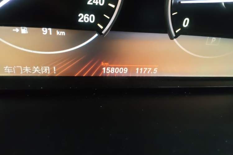 Used BMW 5 Series GT 2011 535i Elegant Edition Odometer Close Up