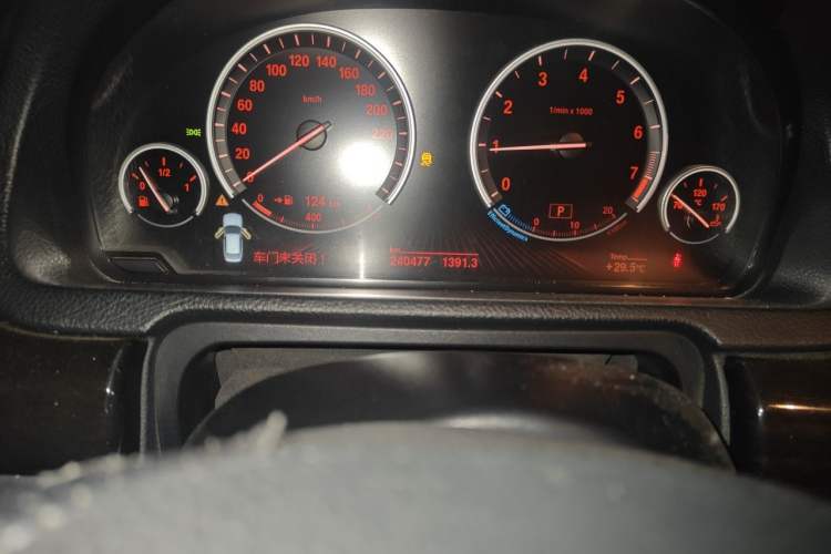 Used BMW 5 Series GT 2011 535i xDrive Luxury Edition Odometer Close Up