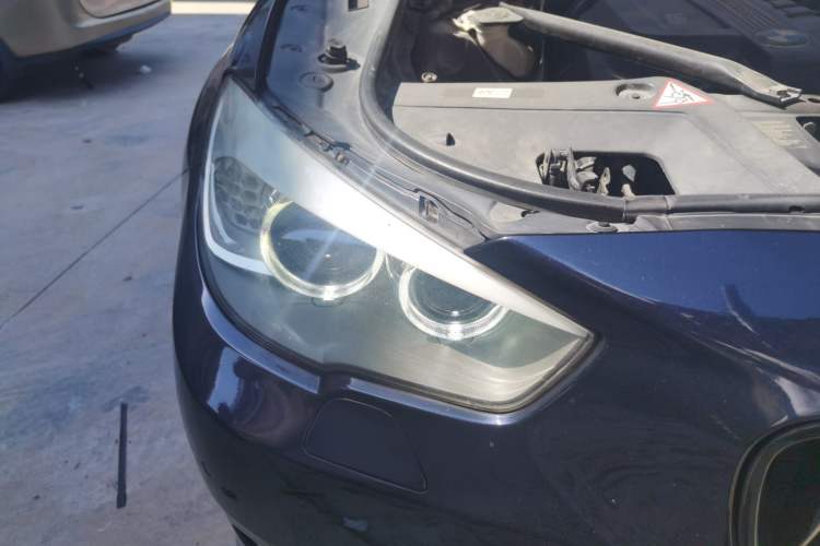 Used BMW 5 Series GT 2011 535i Elegant Edition Right Front Headlight