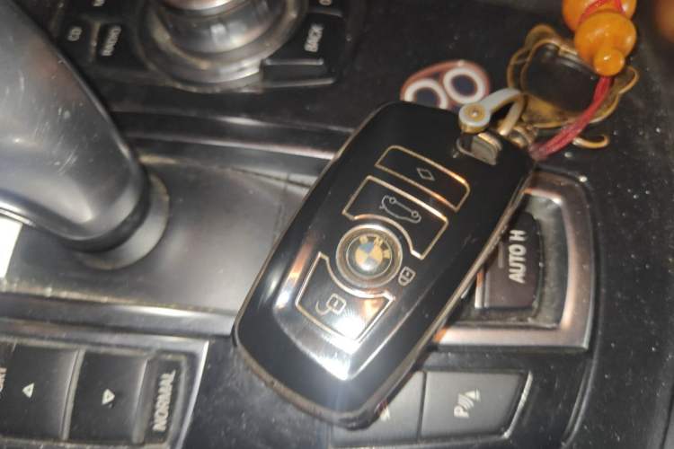 Used BMW 5 Series GT 2011 535i xDrive Luxury Edition Vehicle Key
