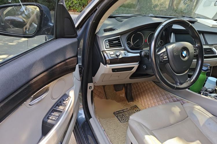 Used BMW 5 Series GT 2011 535i xDrive Luxury Edition Driver Seat
