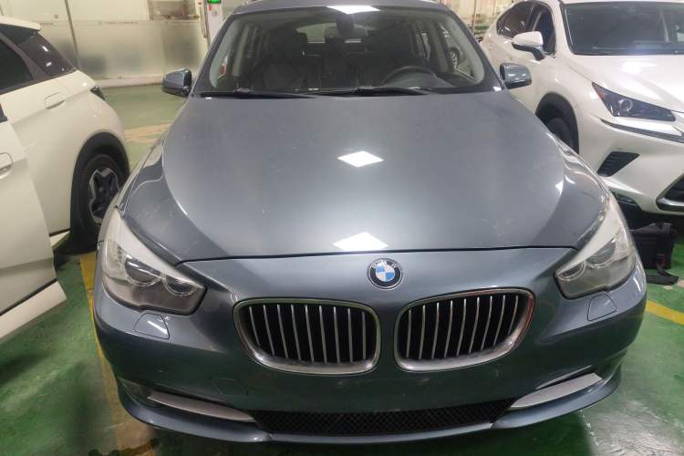 Used BMW 5 Series GT 2011 535i Elegant Edition Front