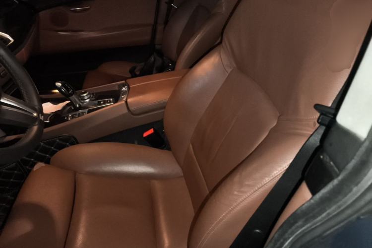 Used BMW 5 Series GT 2011 535i Elegant Edition Left Front Seat
