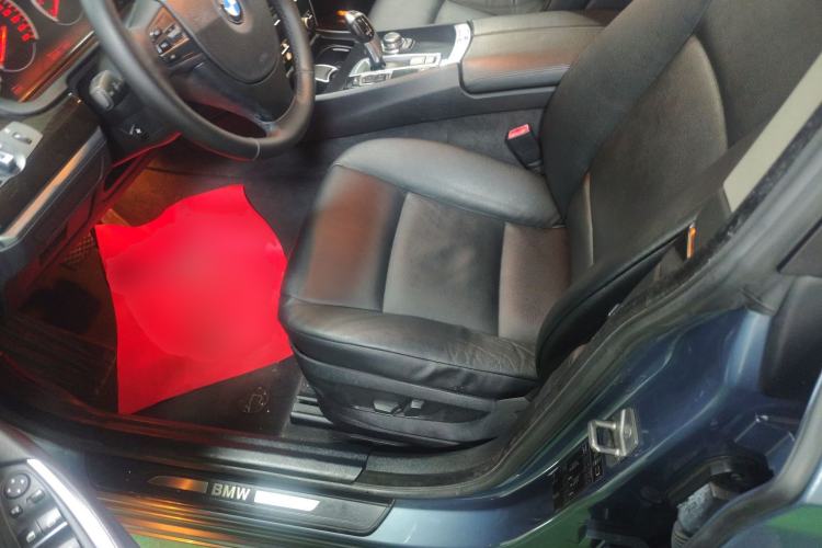 Used BMW 5 Series GT 2011 535i Elegant Edition Left Front Seat
