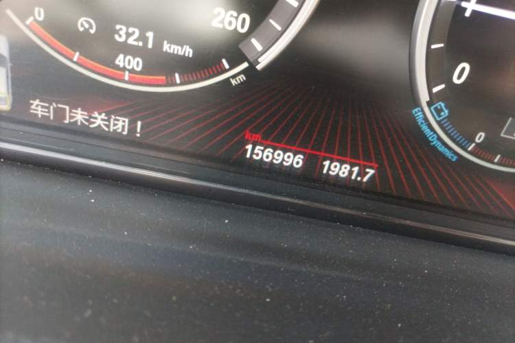 Used BMW 5 Series GT 2011 535i xDrive Luxury Edition Odometer Close Up