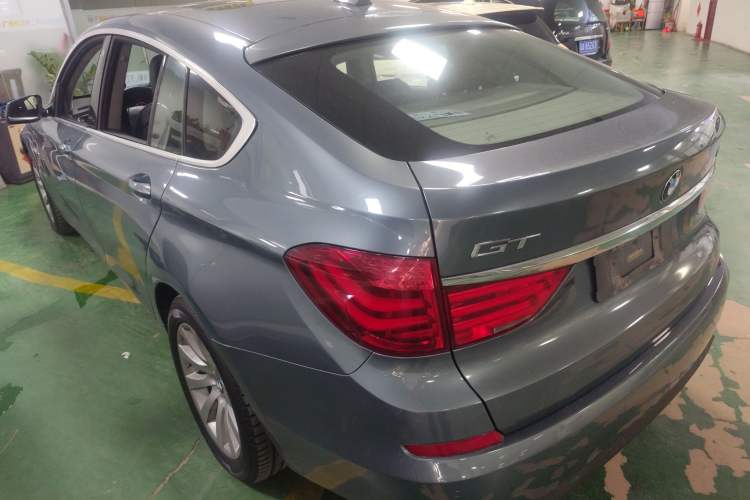 Used BMW 5 Series GT 2011 535i Elegant Edition Rear Left 45 Deg