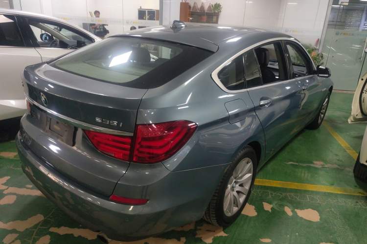 Used BMW 5 Series GT 2011 535i Elegant Edition Rear Right 45 Deg