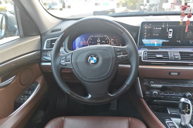 Used BMW 5 Series GT 2011 535i Elegant Edition Steering Wheel