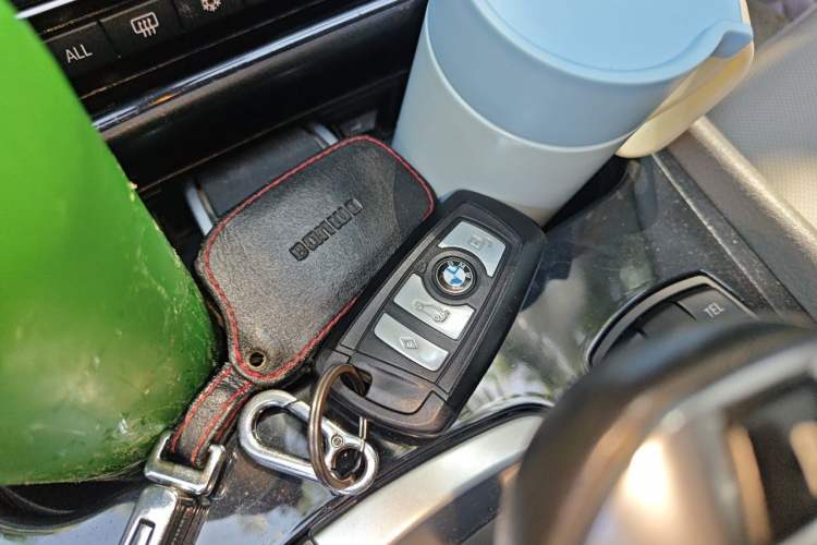 Used BMW 5 Series GT 2011 535i xDrive Luxury Edition Vehicle Key