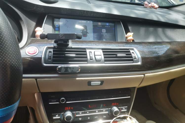 Used BMW 5 Series GT 2011 535i Elegant Edition Audio And AC Panel