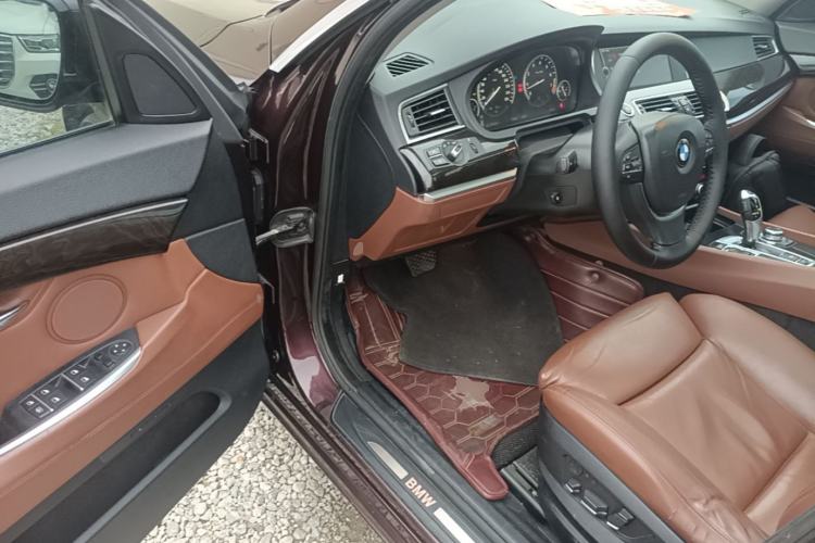 Used BMW 5 Series GT 2011 535i Elegant Edition Driver Seat