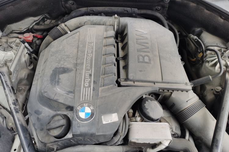 Used BMW 5 Series GT 2011 535i Elegant Edition Engine Bay