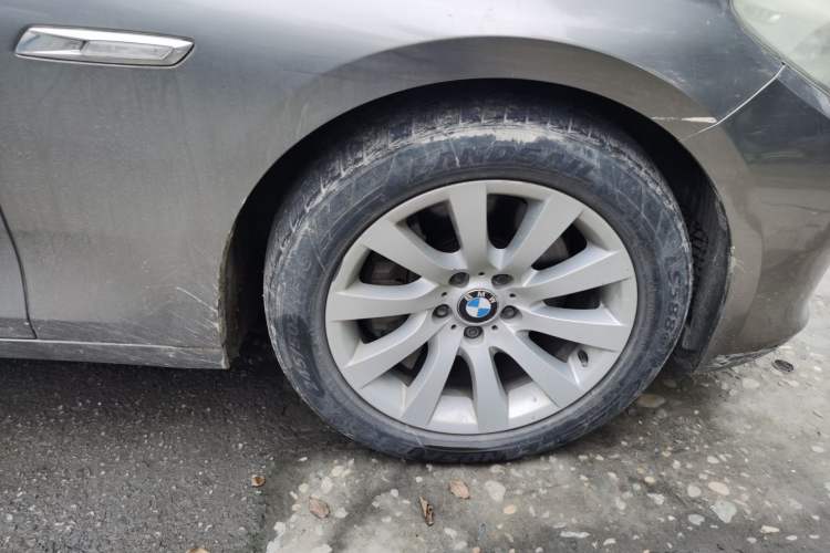 Used BMW 5 Series GT 2011 535i Elegant Edition Right Front Wheel Hub