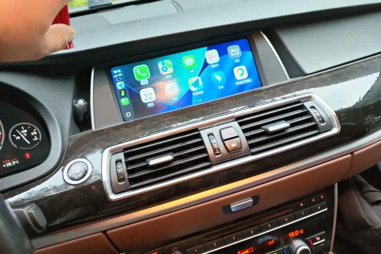 Used BMW 5 Series GT 2011 535i Elegant Edition Audio And AC Panel