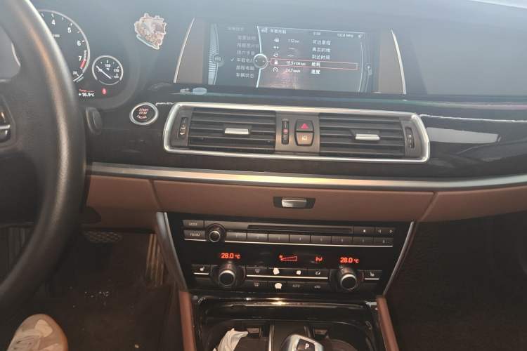 Used BMW 5 Series GT 2011 535i Elegant Edition Audio And AC Panel