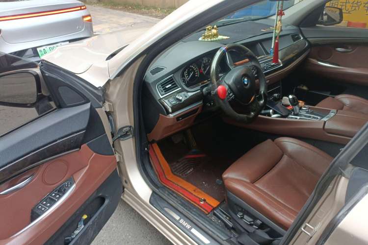 Used BMW 5 Series GT 2011 535i xDrive Luxury Edition Driver Seat