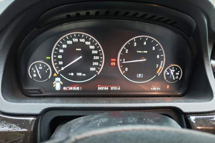 Used BMW 5 Series GT 2011 535i Elegant Edition Instrument Cluster