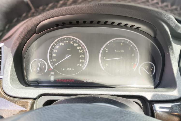 Used BMW 5 Series GT 2011 535i xDrive Luxury Edition Instrument Cluster