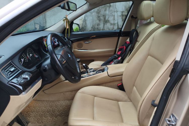 Used BMW 5 Series GT 2011 535i Elegant Edition Left Front Seat