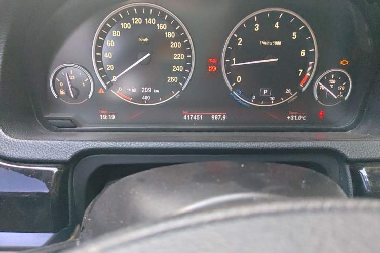 Used BMW 5 Series GT 2011 535i Elegant Edition Odometer Close Up
