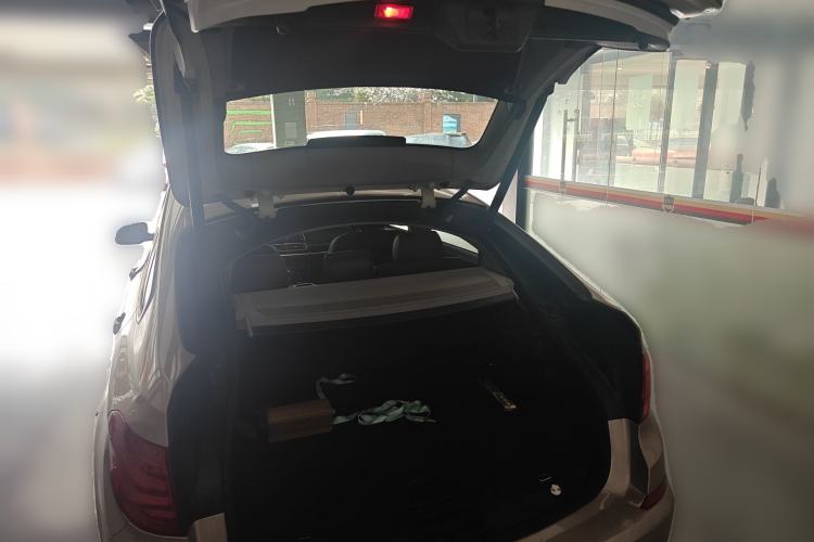 Used BMW 5 Series GT 2011 535i Elegant Edition Trunk