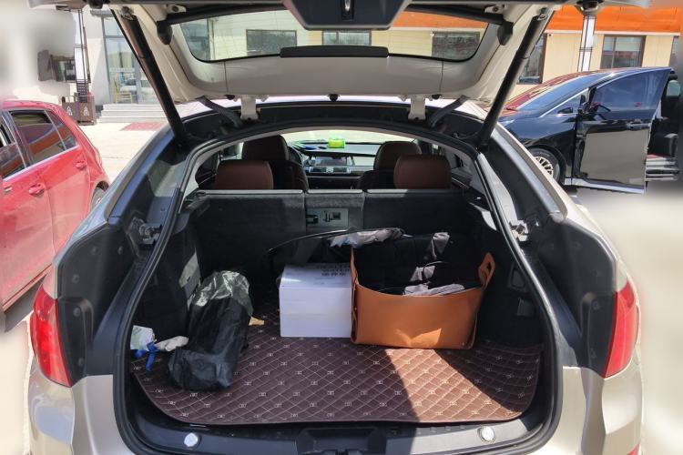 Used BMW 5 Series GT 2011 535i xDrive Luxury Edition Trunk