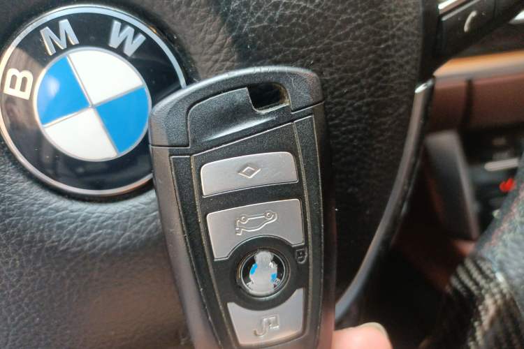 Used BMW 5 Series GT 2011 535i xDrive Luxury Edition Vehicle Key