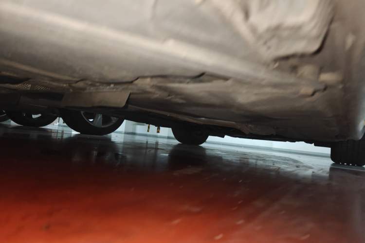 Used BMW 5 Series GT 2011 535i Elegant Edition Chassis Rear Right