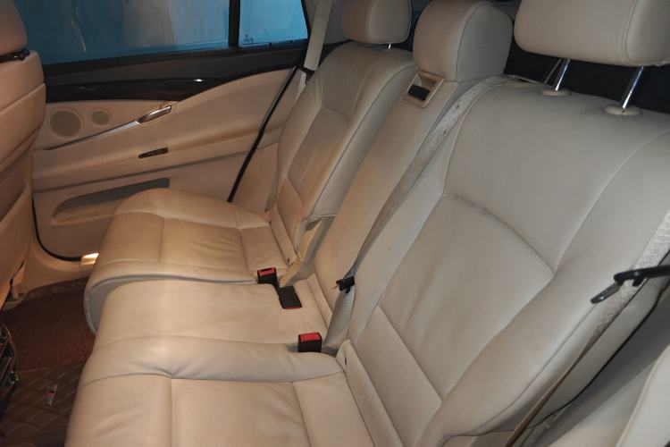 Used BMW 5 Series GT 2011 535i Elegant Edition Left Rear Seat