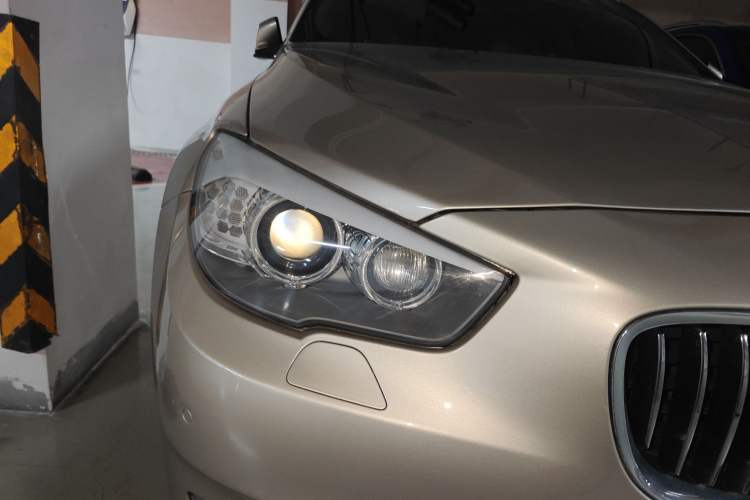 Used BMW 5 Series GT 2011 535i Elegant Edition Right Front Headlight