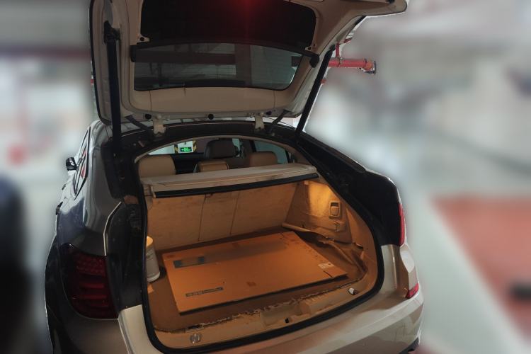Used BMW 5 Series GT 2011 535i Elegant Edition Trunk
