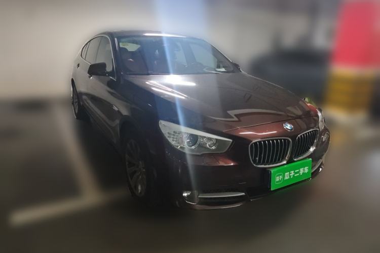 Used BMW 5 Series GT 2011 535i xDrive Luxury Edition Front Right 45 Deg