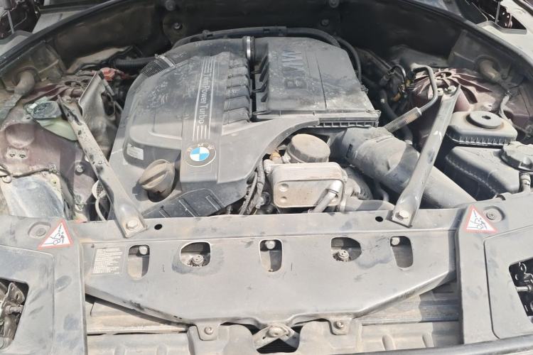 Used BMW 5 Series GT 2011 535i Elegant Edition Engine Bay