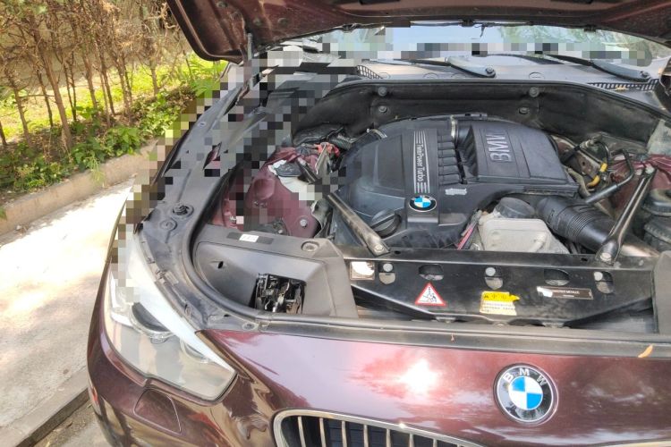 Used BMW 5 Series GT 2011 535i Elegant Edition Engine Bay Right